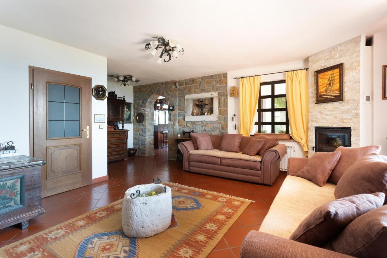 Villa Emi زْغورنيي سْكوفييي المظهر الخارجي الصورة
